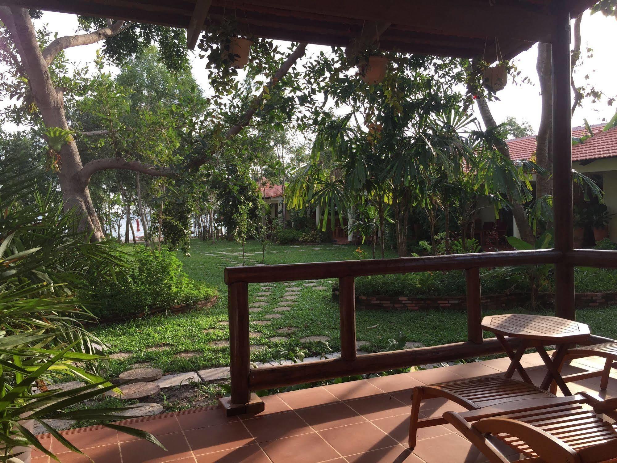 Wild Beach Phu Quoc Resort Екстер'єр фото