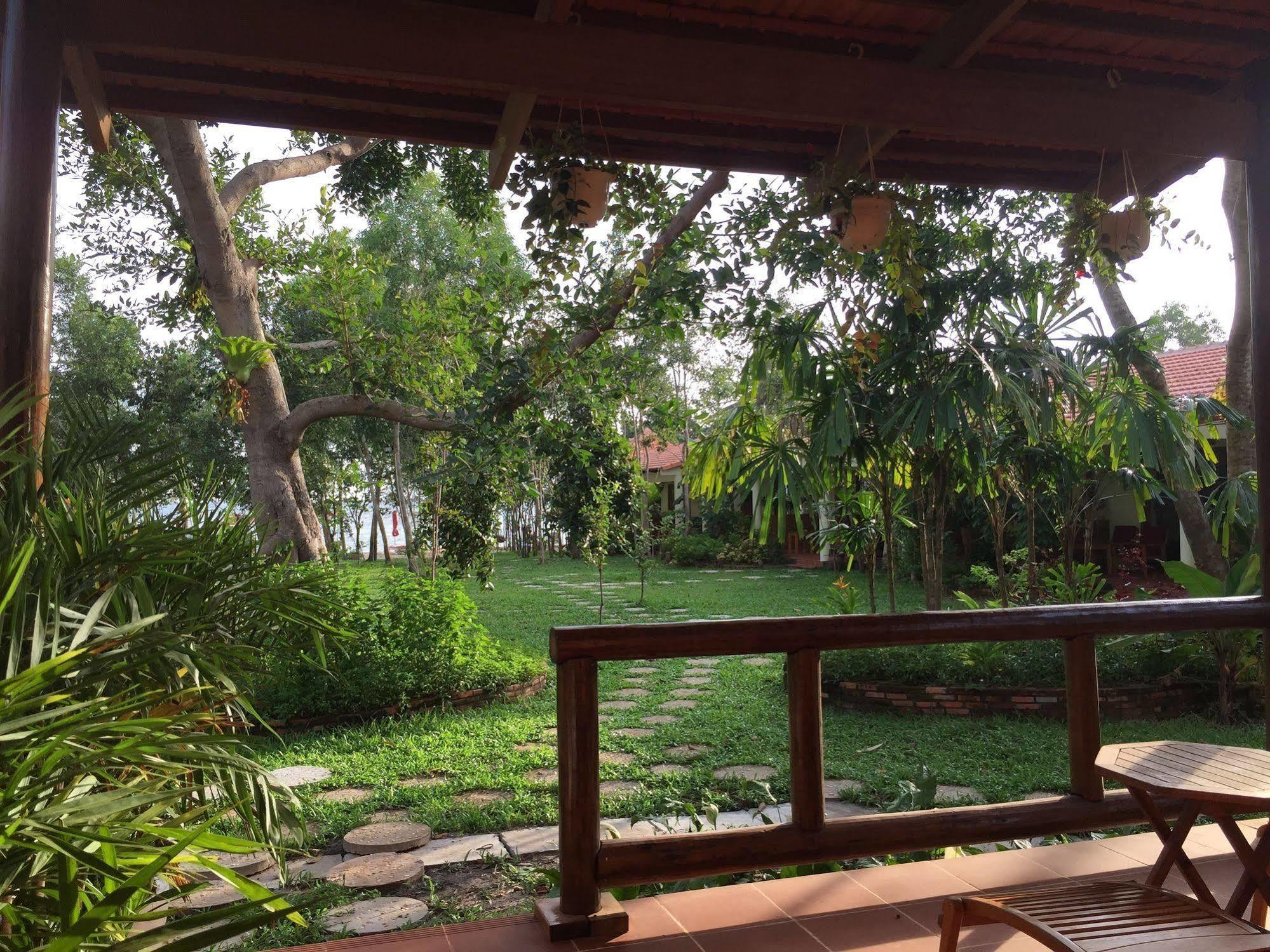 Wild Beach Phu Quoc Resort Екстер'єр фото